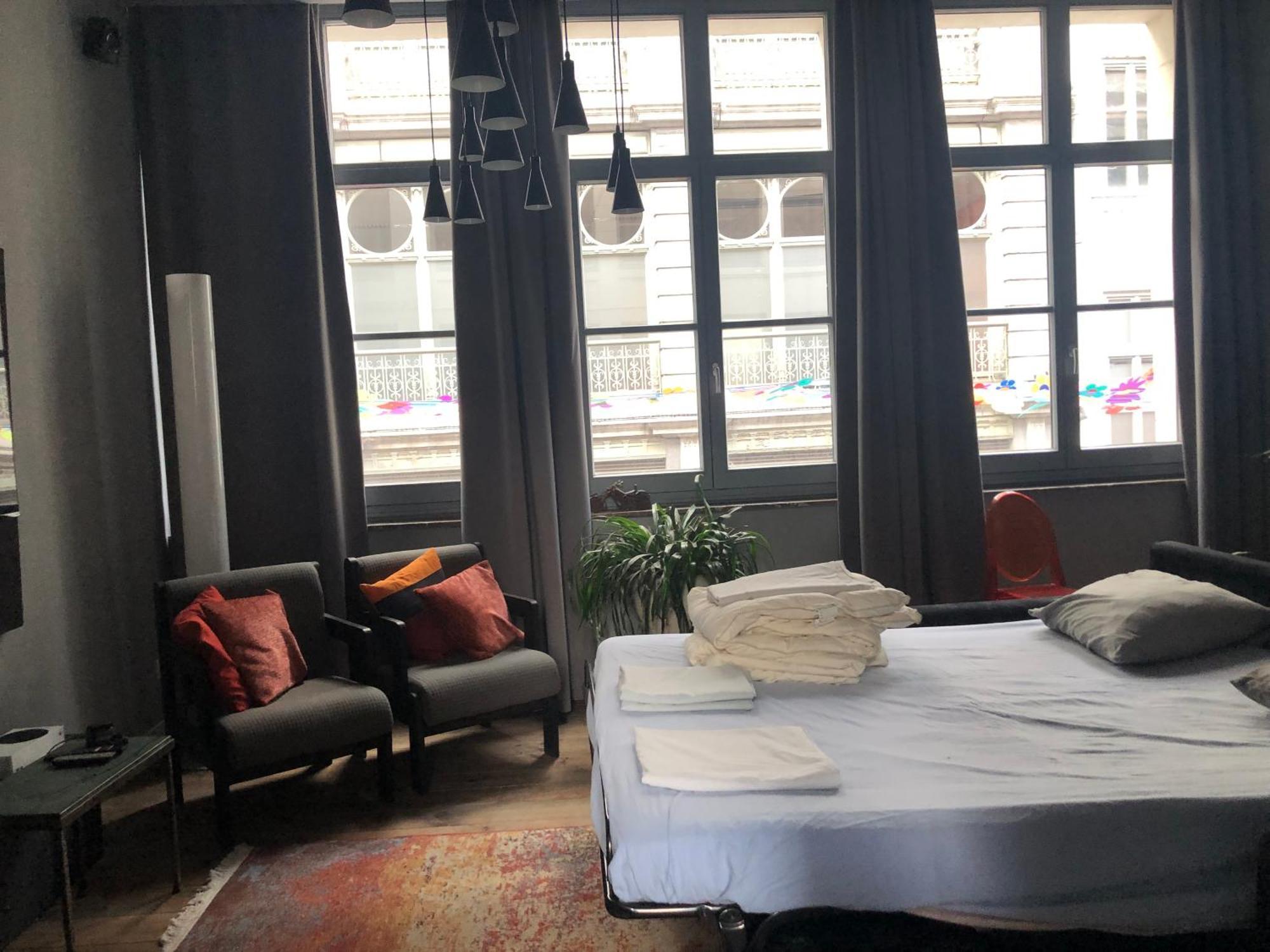 Artistically Designed * Tournai