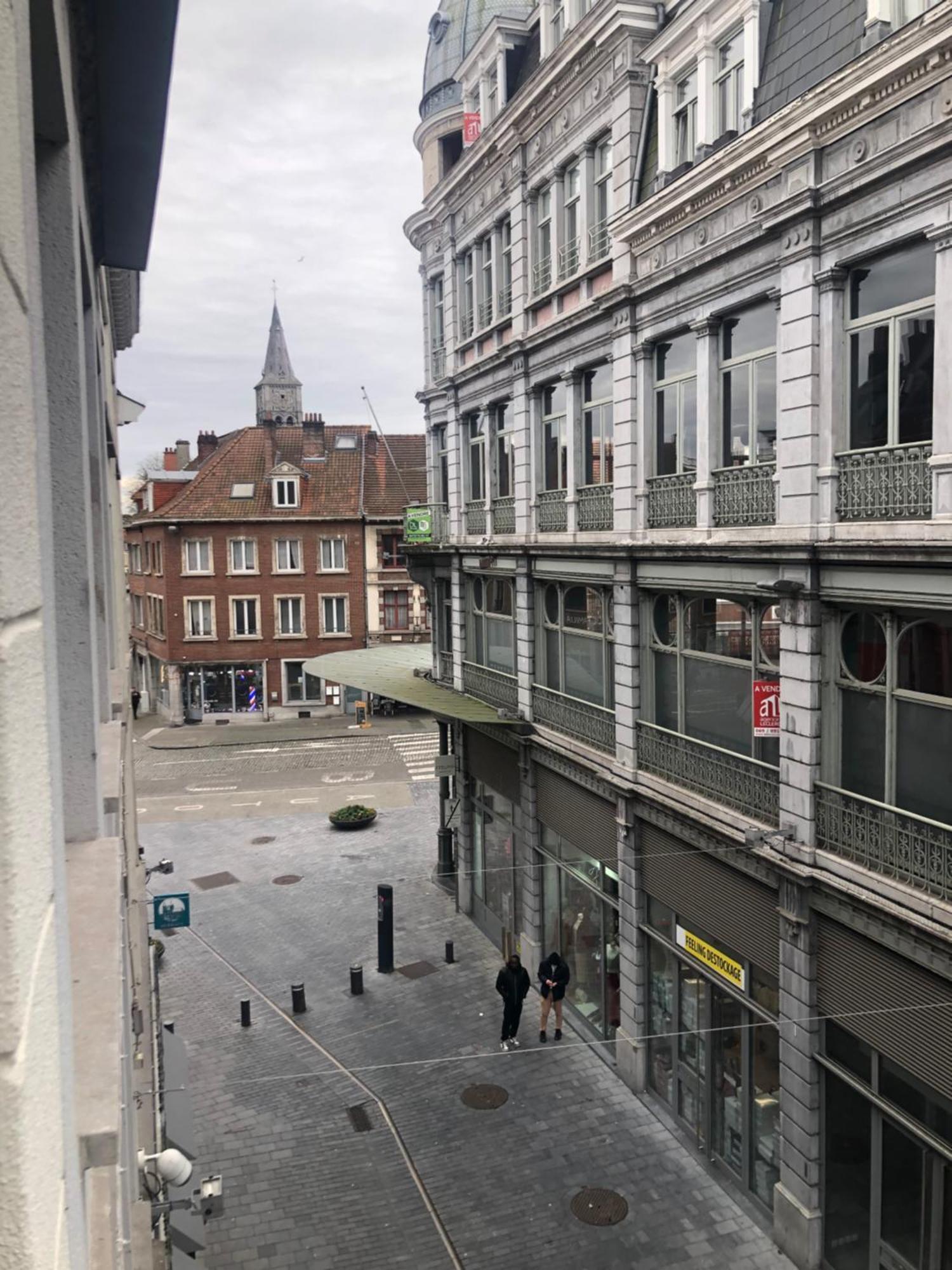 Artistically Designed Privatunterkunft Tournai